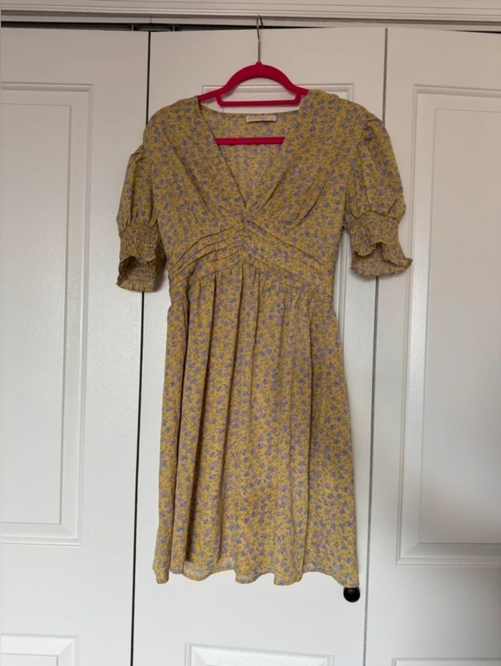 Yellow Floral V-Neck Puff Sleeve Dress